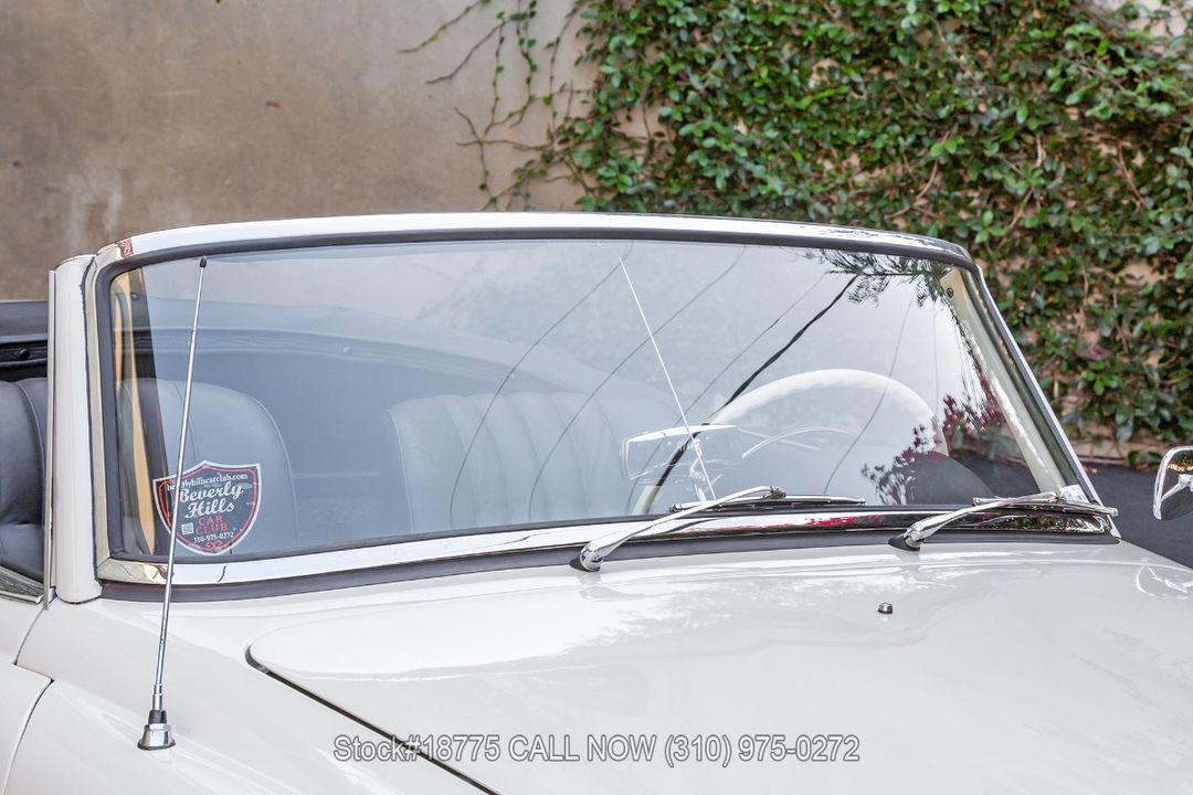 1960 Mercedes-Benz 190SL