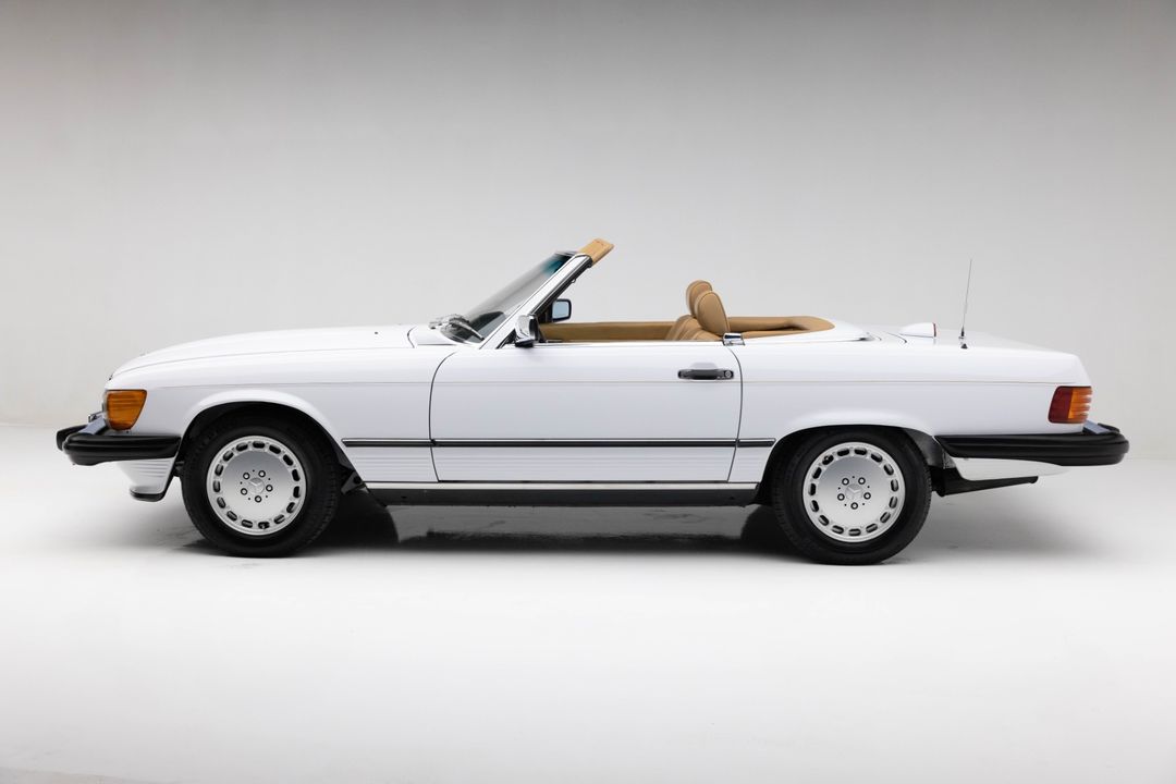 1987 Mercedes-Benz 560 SL