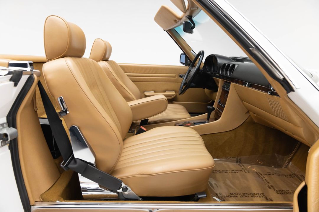 1987 Mercedes-Benz 560 SL