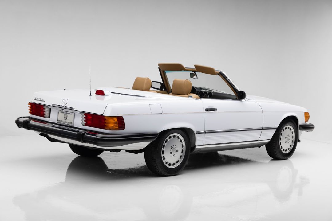1987 Mercedes-Benz 560 SL
