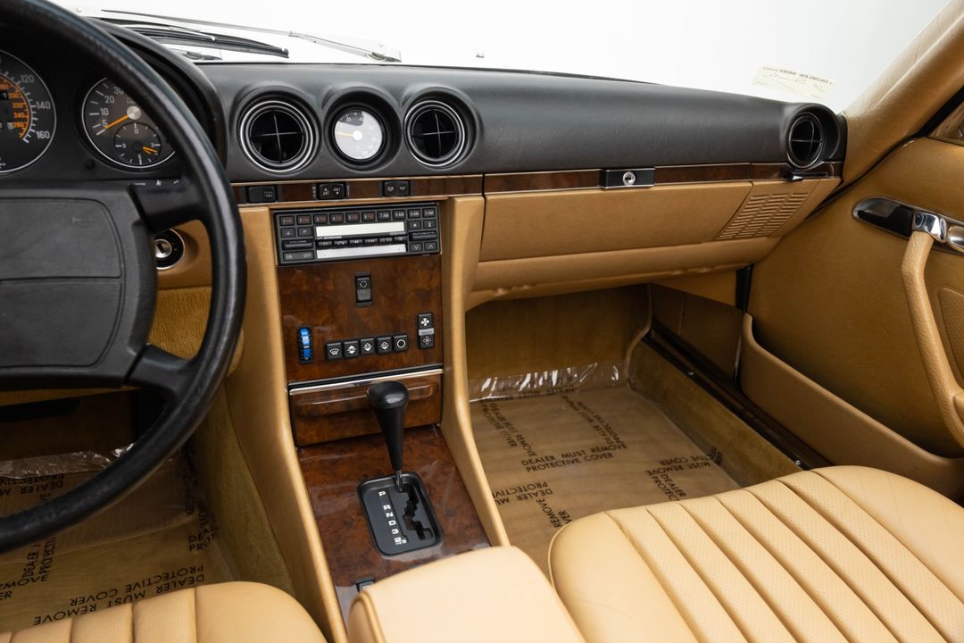 1987 Mercedes-Benz 560 SL