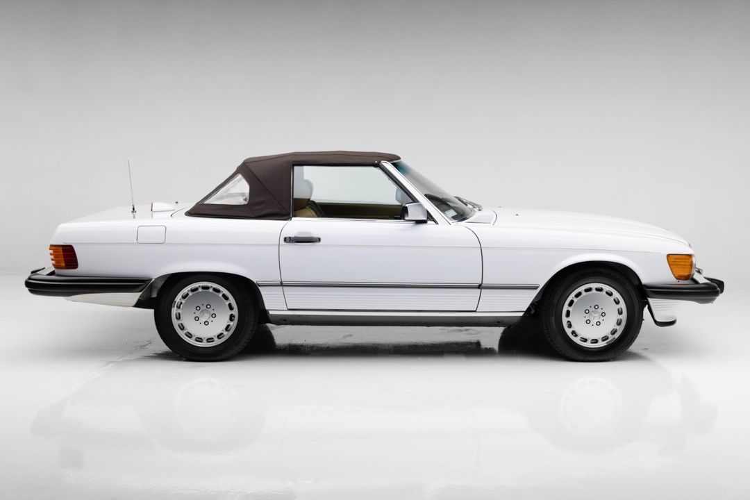 1987 Mercedes-Benz 560 SL
