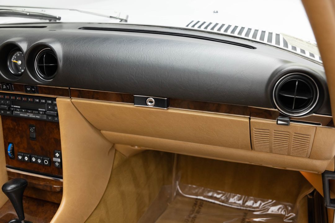 1987 Mercedes-Benz 560 SL
