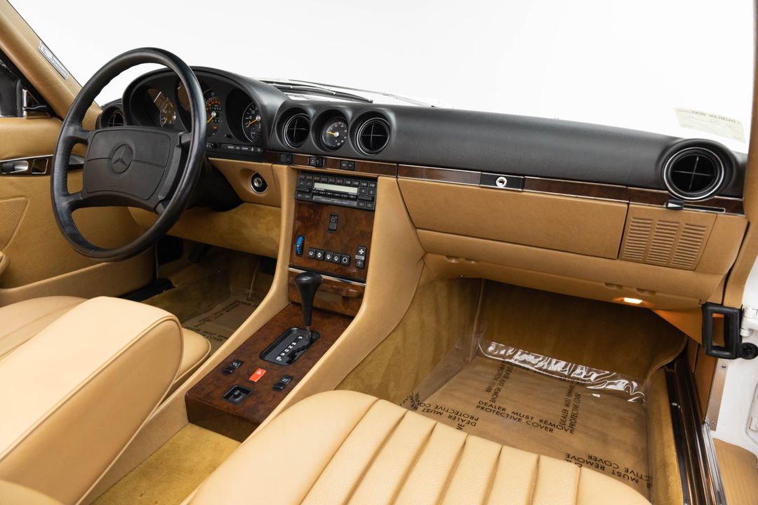 1987 Mercedes-Benz 560 SL