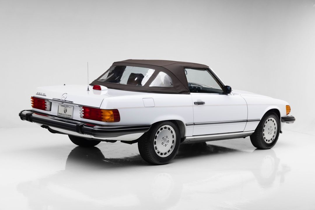 1987 Mercedes-Benz 560 SL