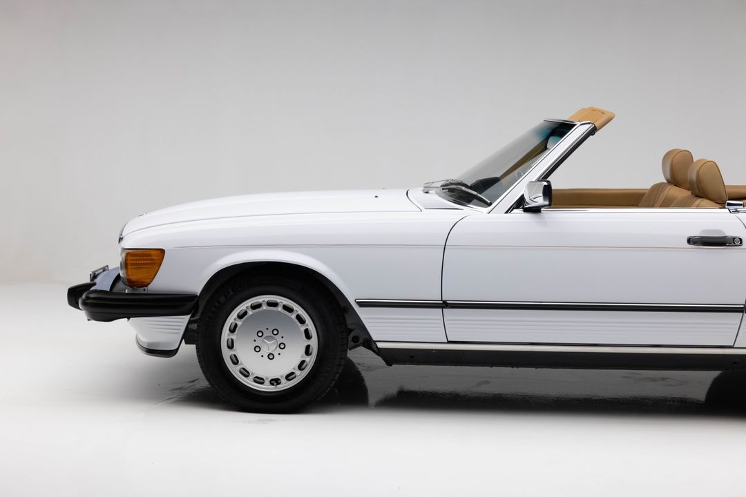 1987 Mercedes-Benz 560 SL