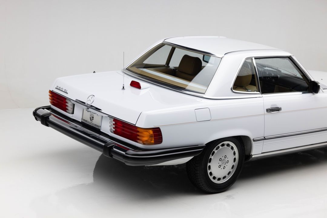 1987 Mercedes-Benz 560 SL
