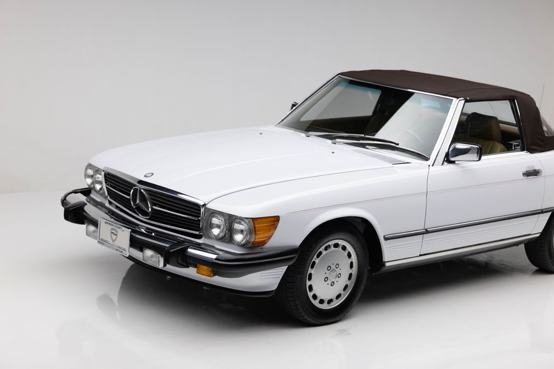 1987 Mercedes-Benz 560 SL