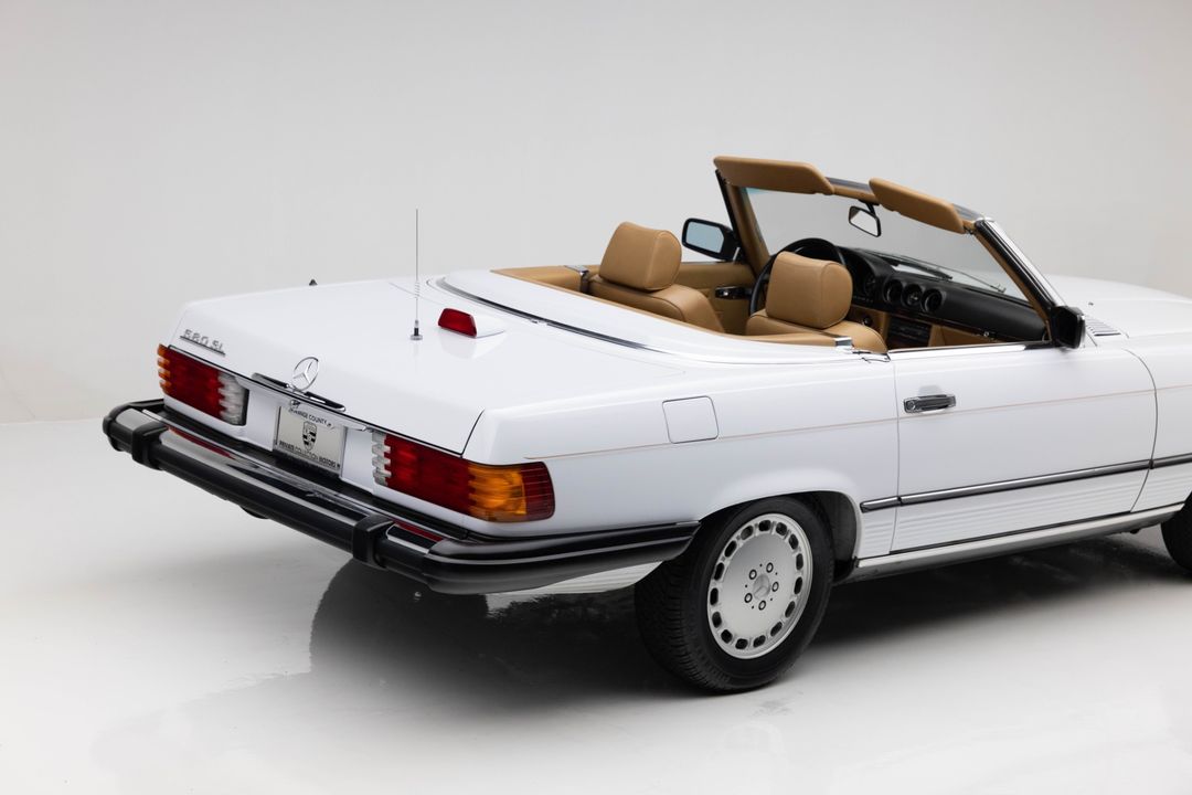 1987 Mercedes-Benz 560 SL