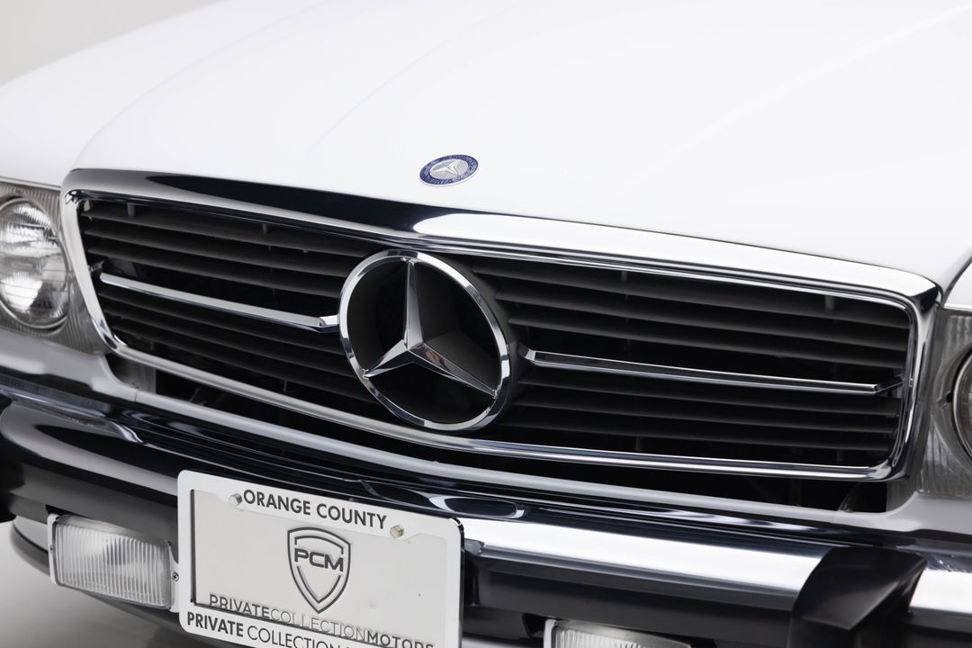 1987 Mercedes-Benz 560 SL