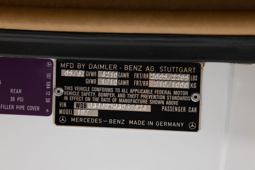 1987 Mercedes-Benz 560 SL