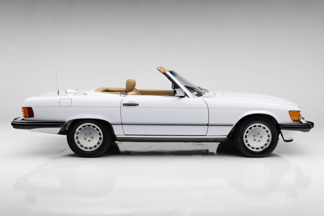 1987 Mercedes-Benz 560 SL