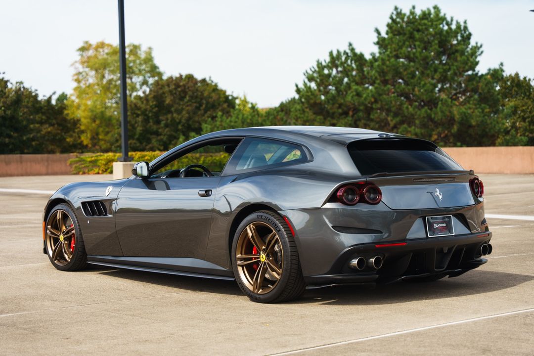 2017 FERRARI GTC4 LUSSO