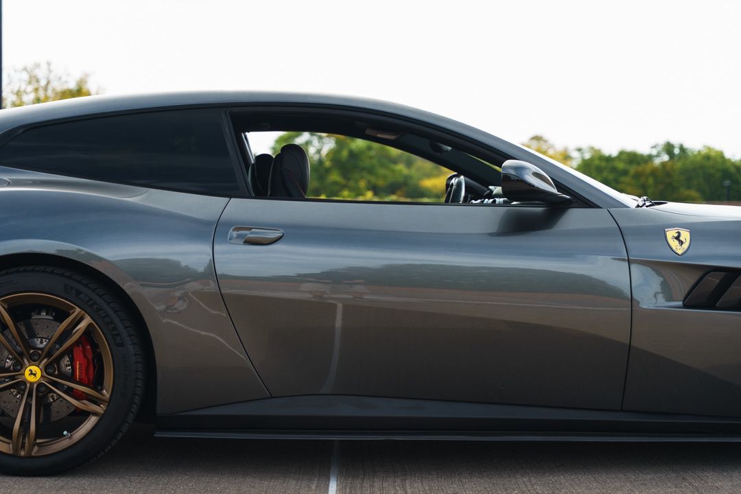 2017 FERRARI GTC4 LUSSO