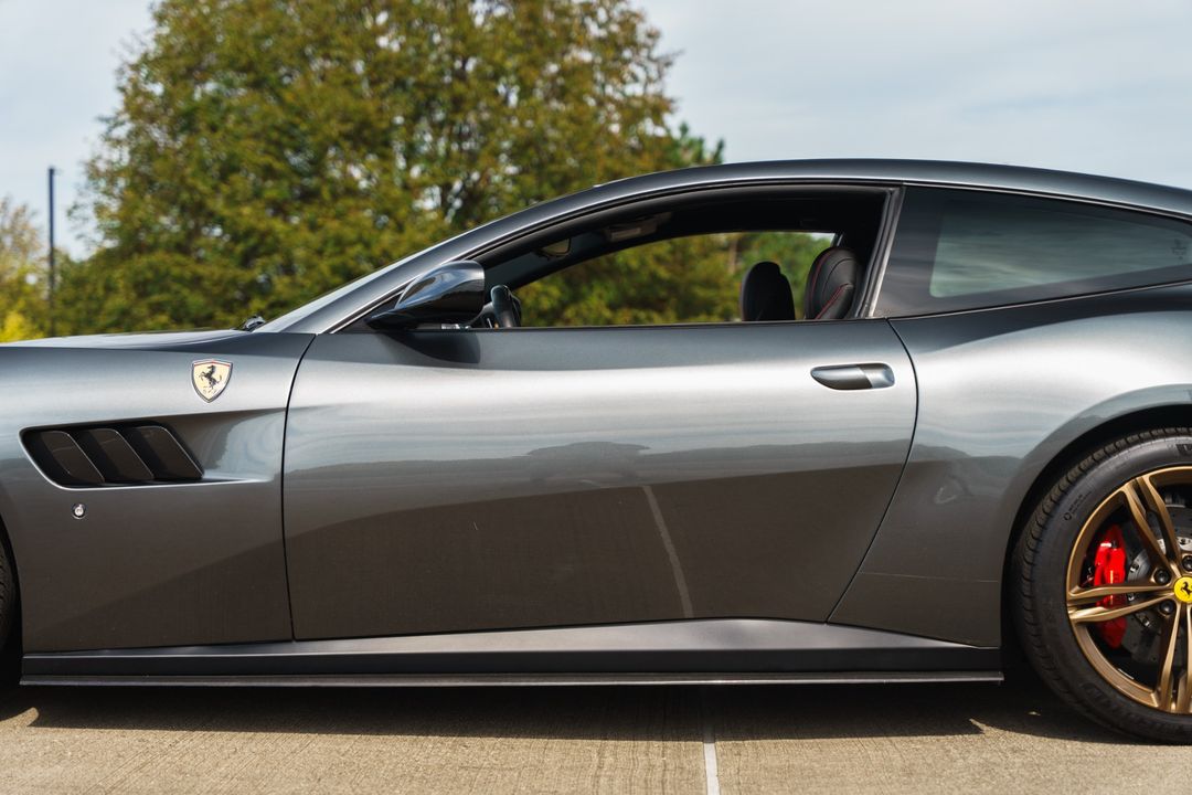 2017 FERRARI GTC4 LUSSO