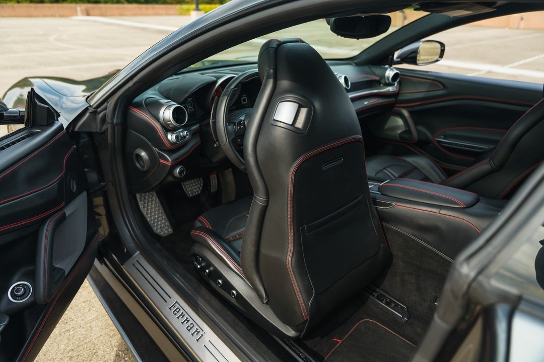 2017 FERRARI GTC4 LUSSO