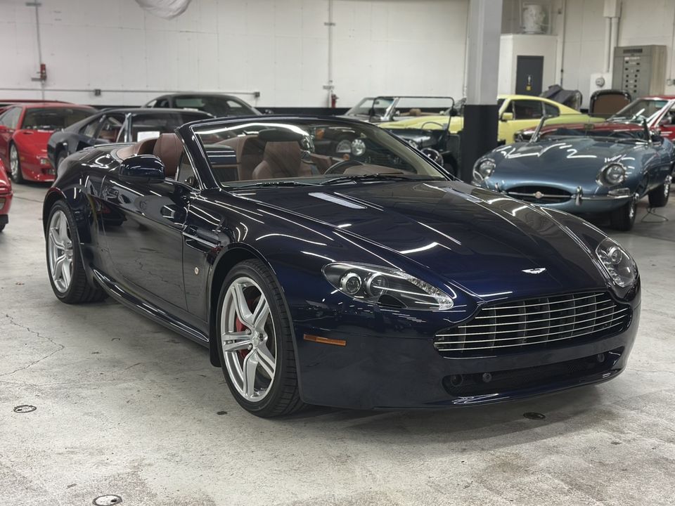 2010 Aston Martin V8 Vantage Roadster