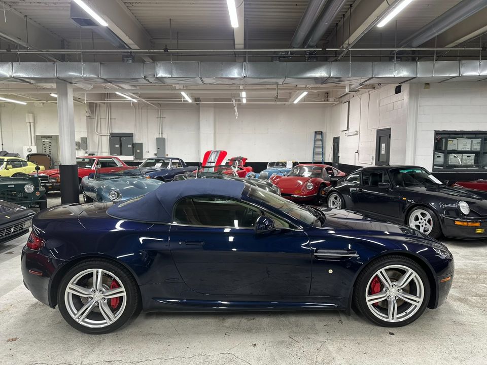 2010 Aston Martin V8 Vantage Roadster