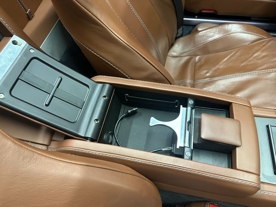 2010 Aston Martin V8 Vantage Roadster