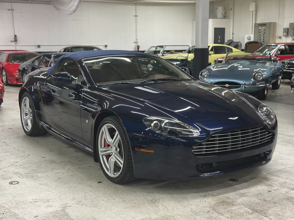 2010 Aston Martin V8 Vantage Roadster