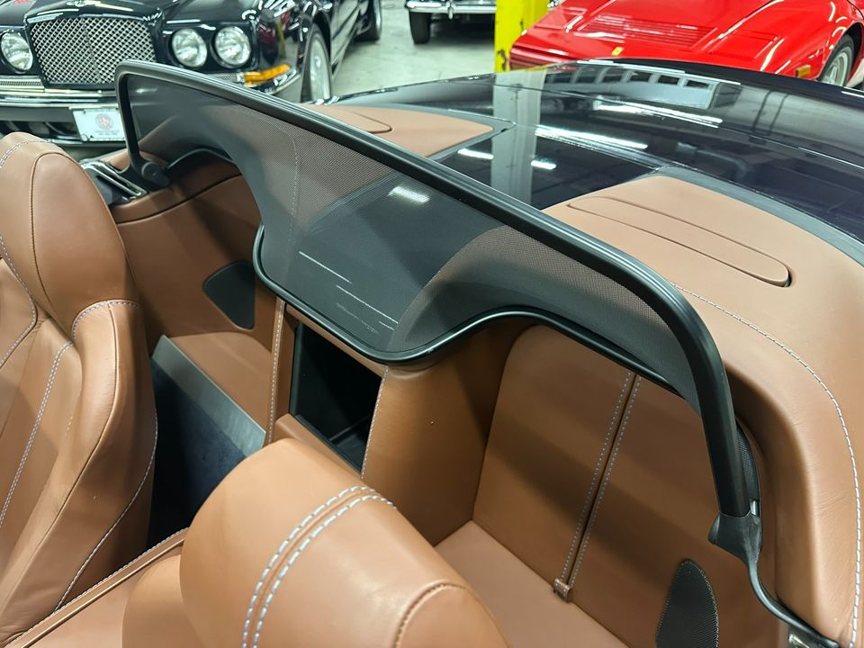 2010 Aston Martin V8 Vantage Roadster