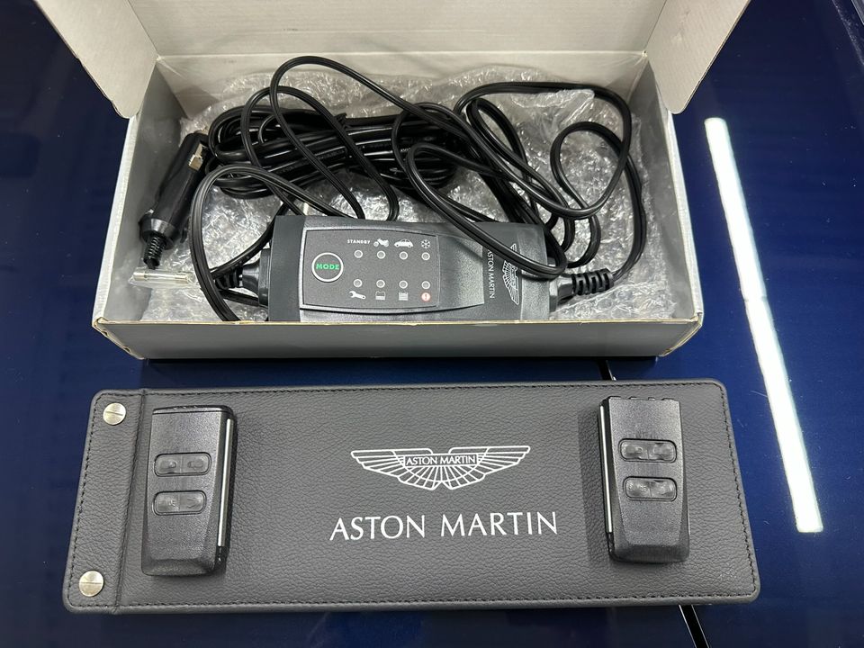 2010 Aston Martin V8 Vantage Roadster