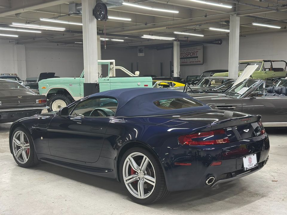 2010 Aston Martin V8 Vantage Roadster