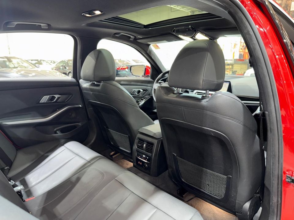 2019 BMW 330i xDrive