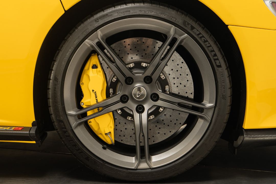 2015 McLaren 650S
