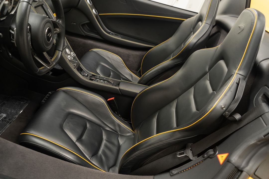 2015 McLaren 650S