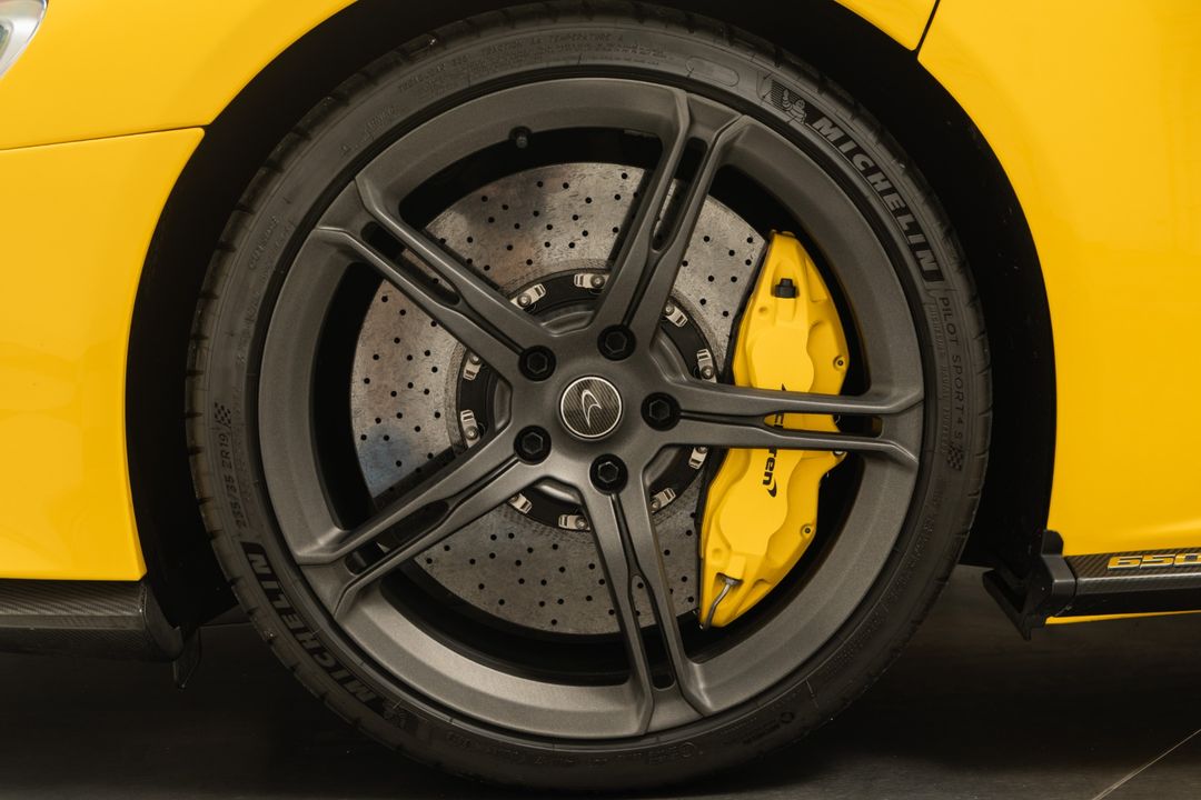 2015 McLaren 650S