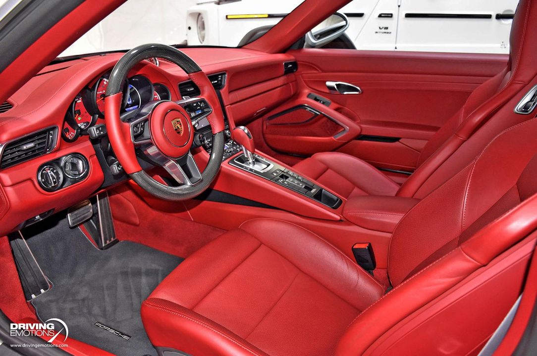 2018 Porsche 911 Turbo S Cabriolet