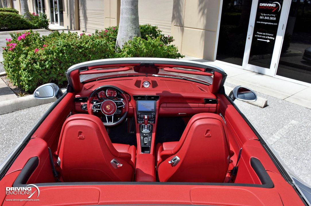 2018 Porsche 911 Turbo S Cabriolet