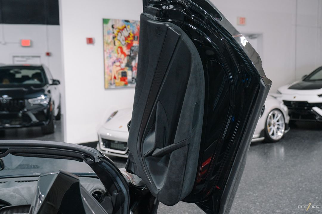 2022 McLaren 765LT Spider GTR LM25