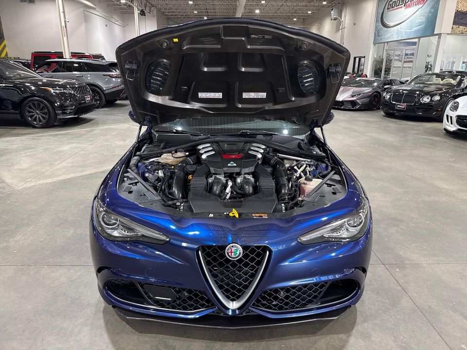 2017 Alfa Romeo Giulia Quadrifoglio