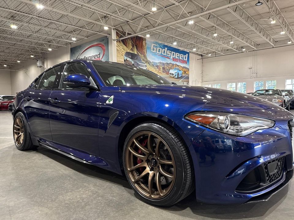 2017 Alfa Romeo Giulia Quadrifoglio