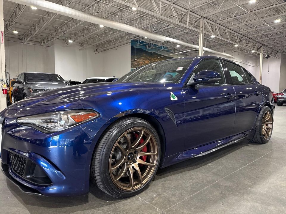 2017 Alfa Romeo Giulia Quadrifoglio