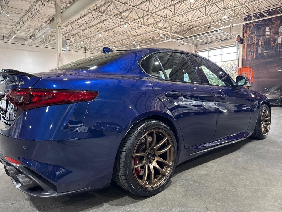 2017 Alfa Romeo Giulia Quadrifoglio