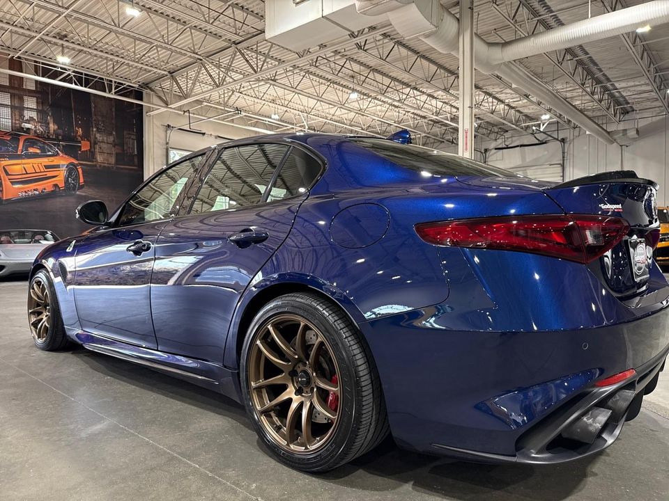 2017 Alfa Romeo Giulia Quadrifoglio