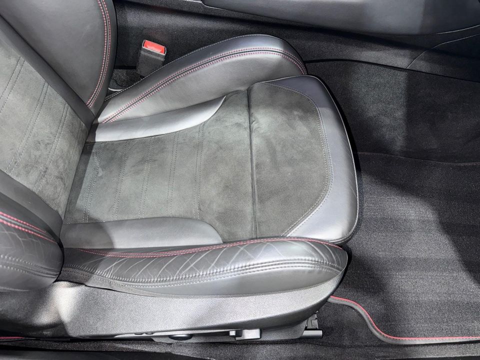 2017 Alfa Romeo Giulia Quadrifoglio