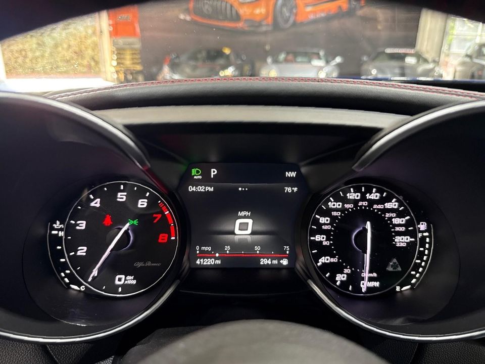 2017 Alfa Romeo Giulia Quadrifoglio