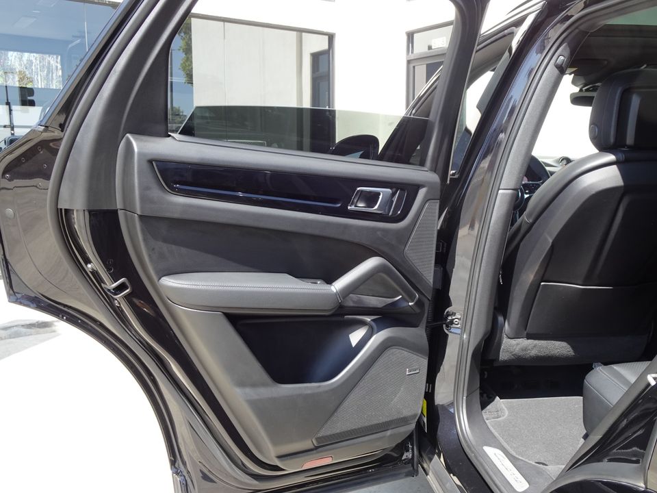 2022 Porsche Cayenne
