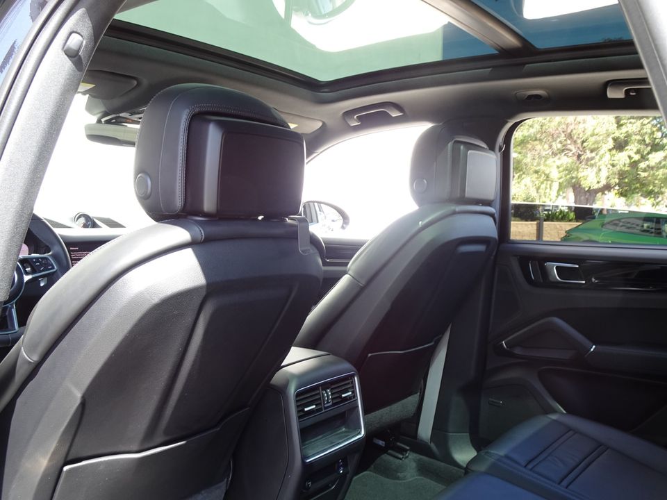 2022 Porsche Cayenne