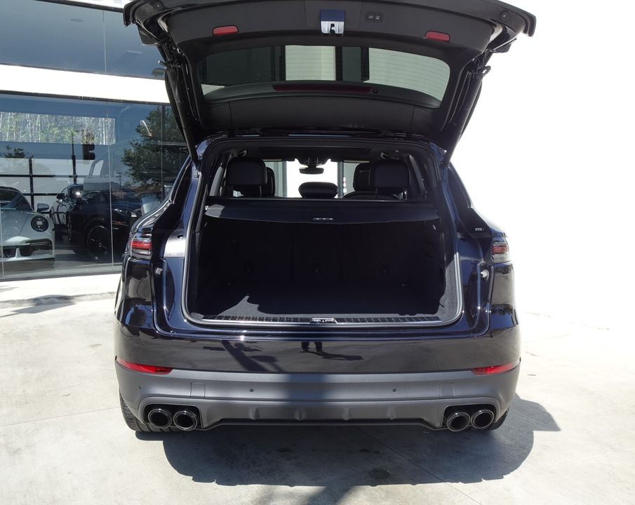 2022 Porsche Cayenne