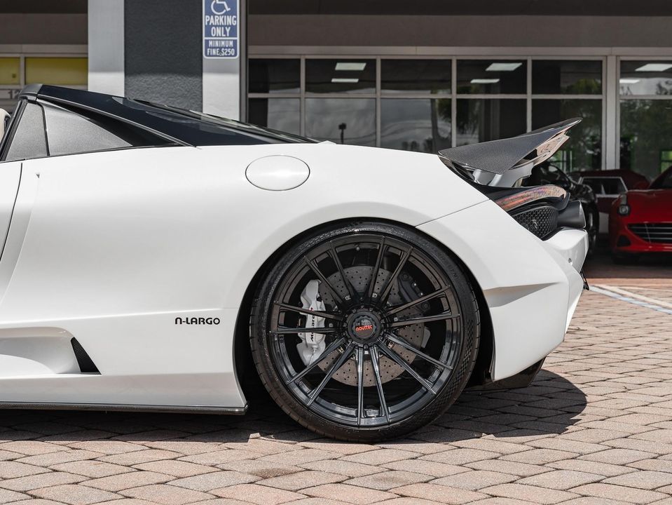 2020 McLaren 720S Novitec N-Largo