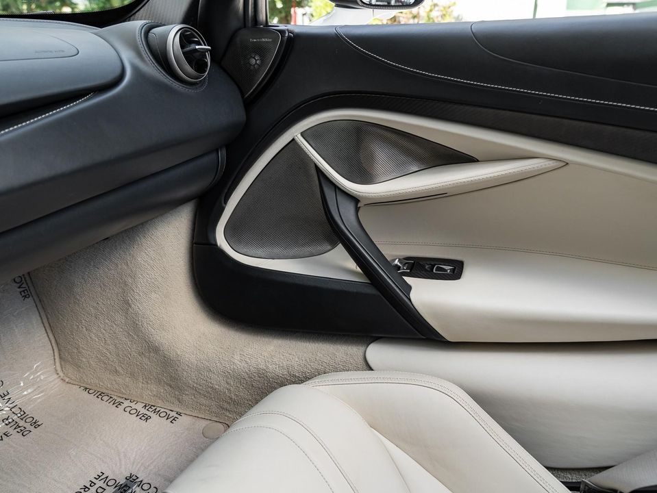 2020 McLaren 720S Novitec N-Largo