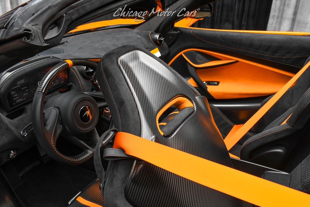 2022 McLaren 765LT Spider