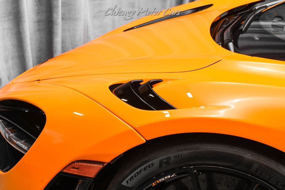 2022 McLaren 765LT Spider