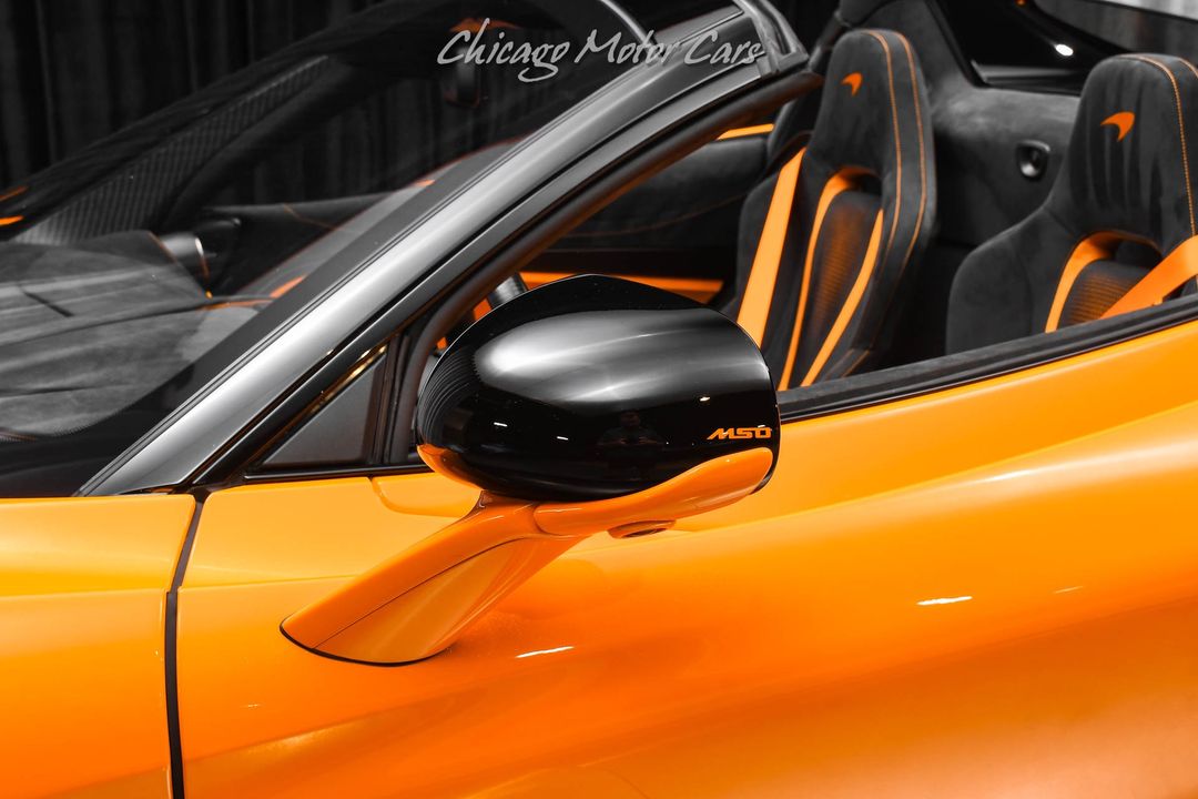 2022 McLaren 765LT Spider