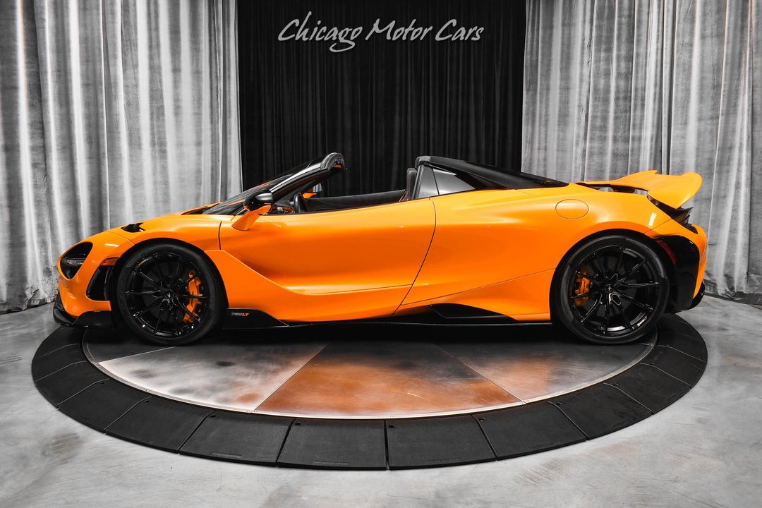 2022 McLaren 765LT Spider